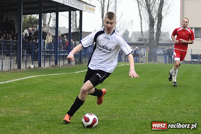 Zdjęcie w galerii na portalu naszraciborz.pl: A klasa: Krzanowice lepsze od Kornowaca wiadomości z regionu