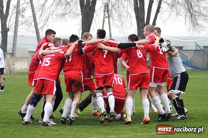 Zdjęcie w galerii na portalu naszraciborz.pl: A klasa: Krzanowice lepsze od Kornowaca wiadomości z regionu