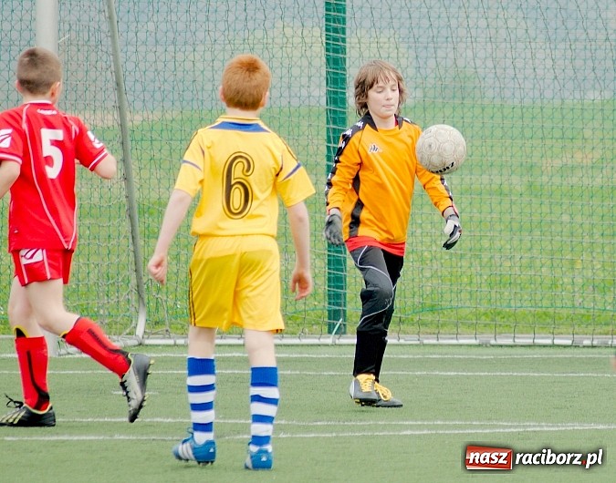 Zdjęcie w galerii na portalu naszraciborz.pl: Duet Lamczyk-Cielusek pogromcą Tworkowa wiadomości z regionu