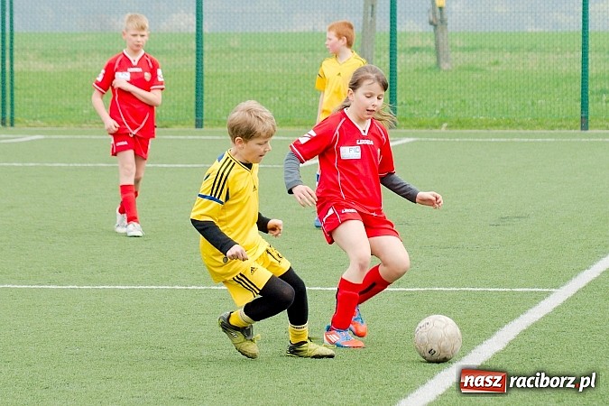 Zdjęcie w galerii na portalu naszraciborz.pl: Duet Lamczyk-Cielusek pogromcą Tworkowa wiadomości z regionu