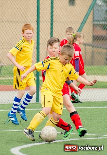 Zdjęcie w galerii na portalu naszraciborz.pl: Duet Lamczyk-Cielusek pogromcą Tworkowa wiadomości z regionu