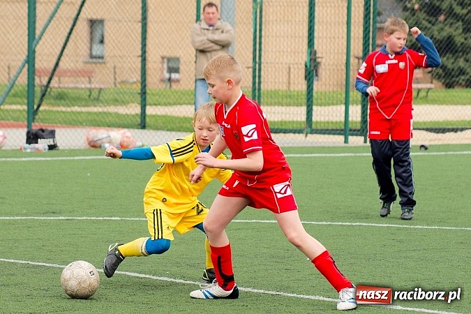 Zdjęcie w galerii na portalu naszraciborz.pl: Duet Lamczyk-Cielusek pogromcą Tworkowa wiadomości z regionu