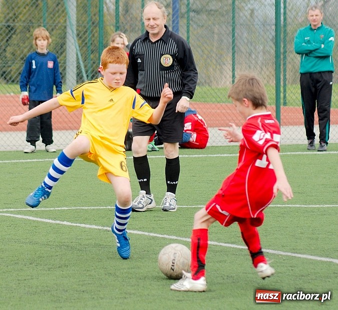 Zdjęcie w galerii na portalu naszraciborz.pl: Duet Lamczyk-Cielusek pogromcą Tworkowa wiadomości z regionu