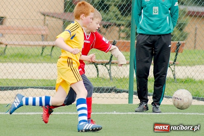 Zdjęcie w galerii na portalu naszraciborz.pl: Duet Lamczyk-Cielusek pogromcą Tworkowa wiadomości z regionu