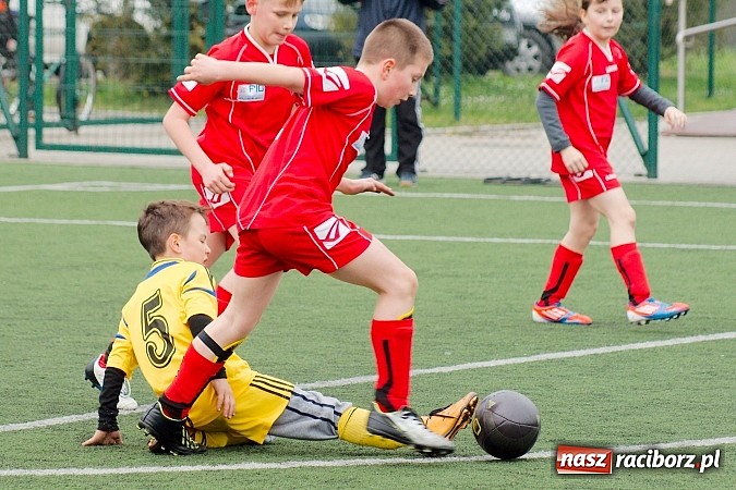Zdjęcie w galerii na portalu naszraciborz.pl: Duet Lamczyk-Cielusek pogromcą Tworkowa wiadomości z regionu