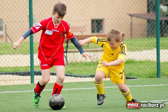 Zdjęcie w galerii na portalu naszraciborz.pl: Duet Lamczyk-Cielusek pogromcą Tworkowa wiadomości z regionu