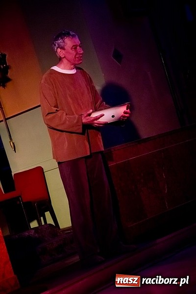 Zdjęcie w galerii na portalu naszraciborz.pl: Teatr A wystawił w Bojanowie Pasję wiadomości z regionu