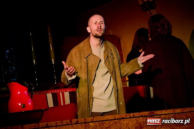 Zdjęcie w galerii na portalu naszraciborz.pl: Teatr A wystawił w Bojanowie Pasję wiadomości z regionu