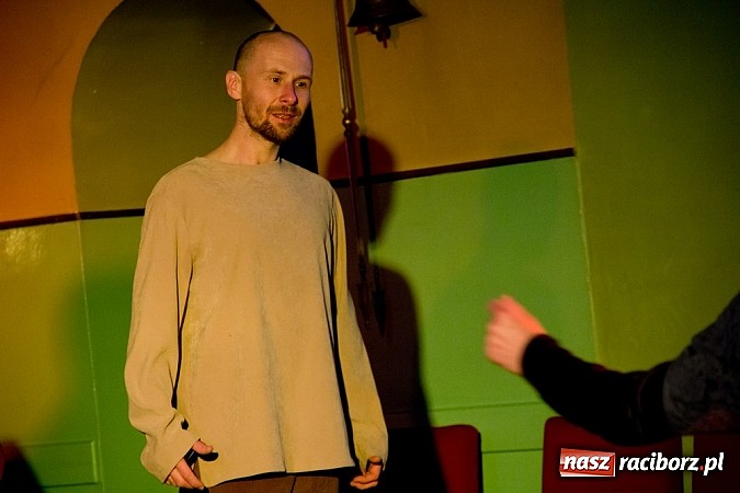 Zdjęcie w galerii na portalu naszraciborz.pl: Teatr A wystawił w Bojanowie Pasję wiadomości z regionu