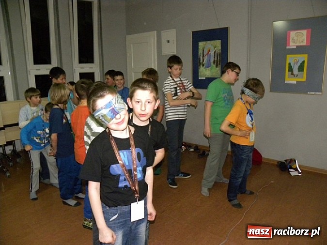 Zdjęcie w galerii na portalu naszraciborz.pl: Gwiaździste niebo nad Zielonym Wzgórzem wiadomości z regionu