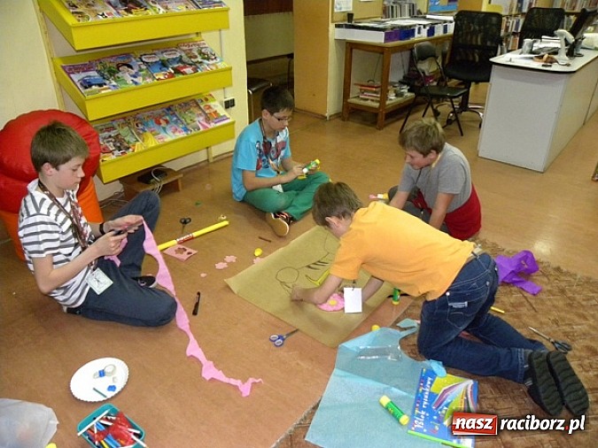 Zdjęcie w galerii na portalu naszraciborz.pl: Gwiaździste niebo nad Zielonym Wzgórzem wiadomości z regionu