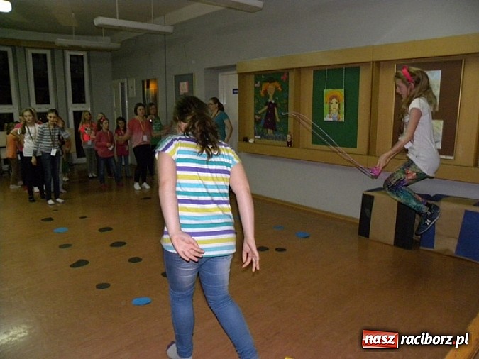 Zdjęcie w galerii na portalu naszraciborz.pl: Gwiaździste niebo nad Zielonym Wzgórzem wiadomości z regionu