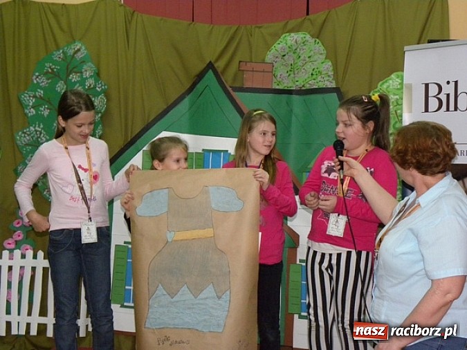 Zdjęcie w galerii na portalu naszraciborz.pl: Gwiaździste niebo nad Zielonym Wzgórzem wiadomości z regionu