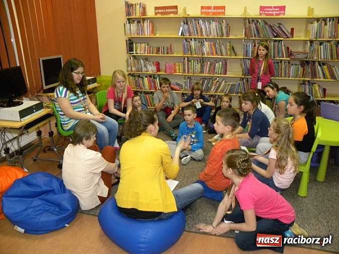 Zdjęcie w galerii na portalu naszraciborz.pl: Gwiaździste niebo nad Zielonym Wzgórzem wiadomości z regionu