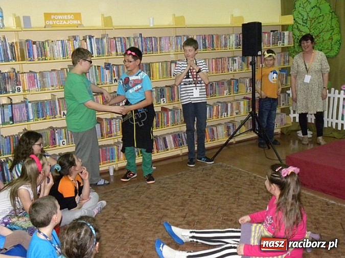 Zdjęcie w galerii na portalu naszraciborz.pl: Gwiaździste niebo nad Zielonym Wzgórzem wiadomości z regionu