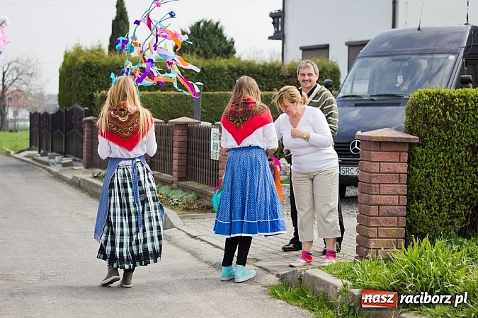 Zdjęcie w galerii na portalu naszraciborz.pl: Marzanna i Marzyniok w Samborowicach wiadomości z regionu