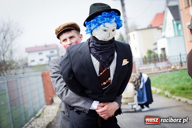 Zdjęcie w galerii na portalu naszraciborz.pl: Marzanna i Marzyniok w Samborowicach wiadomości z regionu