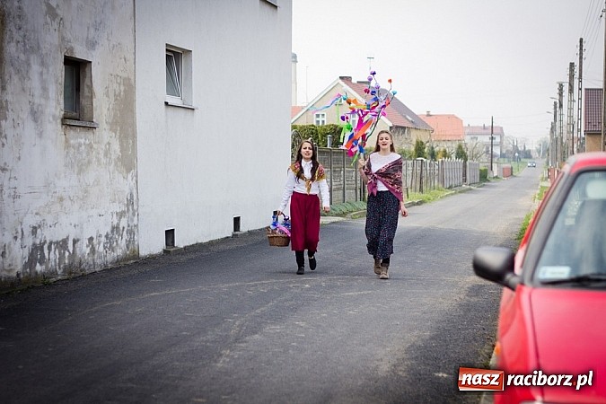 Zdjęcie w galerii na portalu naszraciborz.pl: Marzanna i Marzyniok w Samborowicach wiadomości z regionu