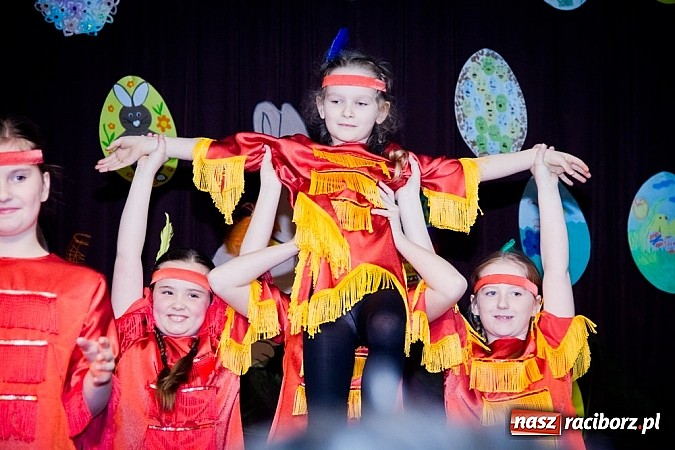 Zdjęcie w galerii na portalu naszraciborz.pl: Kiermasz wielkanocny w Krzanowicach wiadomości z regionu