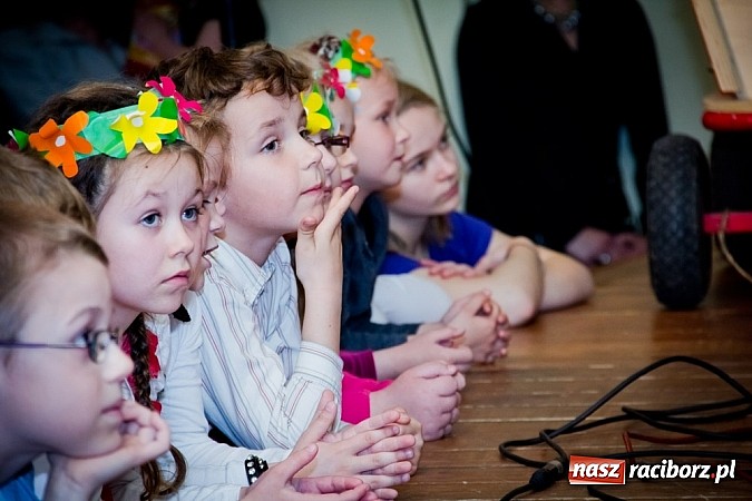 Zdjęcie w galerii na portalu naszraciborz.pl: Kiermasz wielkanocny w Krzanowicach wiadomości z regionu