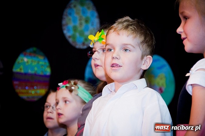Zdjęcie w galerii na portalu naszraciborz.pl: Kiermasz wielkanocny w Krzanowicach wiadomości z regionu