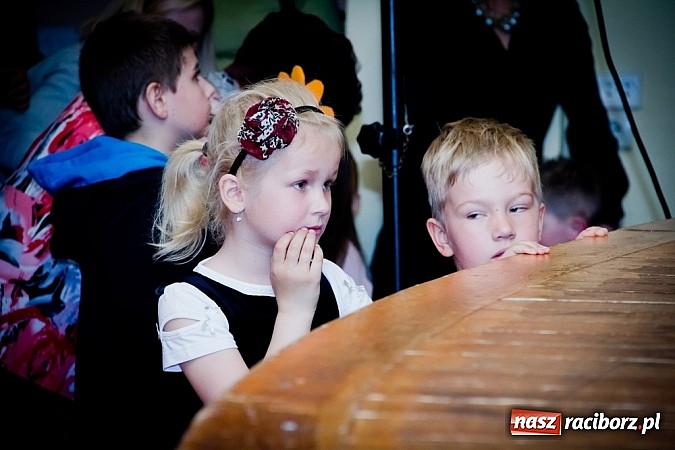 Zdjęcie w galerii na portalu naszraciborz.pl: Kiermasz wielkanocny w Krzanowicach wiadomości z regionu