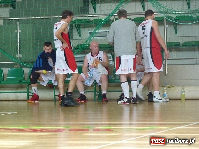 Zdjęcie w galerii na portalu naszraciborz.pl: Koszyk&oacute;wka. W amatorce będzie się jeszcze sporo działo wiadomości z regionu
