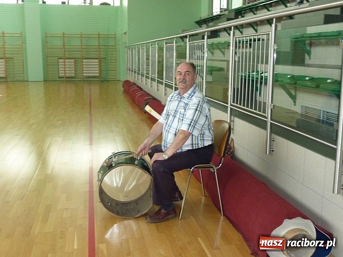 Zdjęcie w galerii na portalu naszraciborz.pl: Koszyk&oacute;wka. W amatorce będzie się jeszcze sporo działo wiadomości z regionu