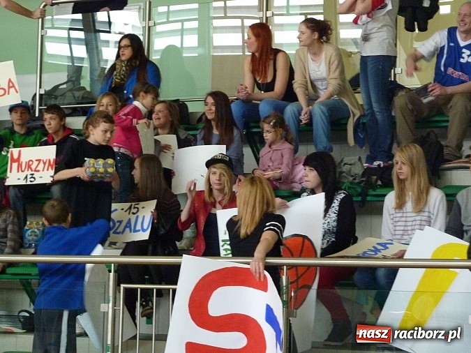 Zdjęcie w galerii na portalu naszraciborz.pl: Koszyk&oacute;wka. W amatorce będzie się jeszcze sporo działo wiadomości z regionu