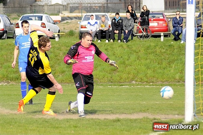 Zdjęcie w galerii na portalu naszraciborz.pl: Zabójcze dwie minuty Krupy, derby dla Brzezia wiadomości z regionu