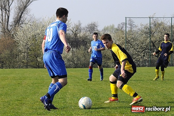 Zdjęcie w galerii na portalu naszraciborz.pl: Zabójcze dwie minuty Krupy, derby dla Brzezia wiadomości z regionu