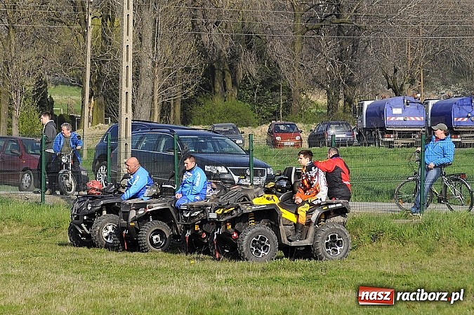 Zdjęcie w galerii na portalu naszraciborz.pl: Zabójcze dwie minuty Krupy, derby dla Brzezia wiadomości z regionu