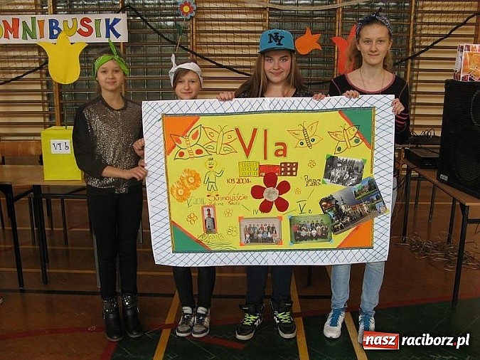 Zdjęcie w galerii na portalu naszraciborz.pl: Omnibusik w SP 15, czyli sprawdzamy naszą wiedzę wiadomości z regionu