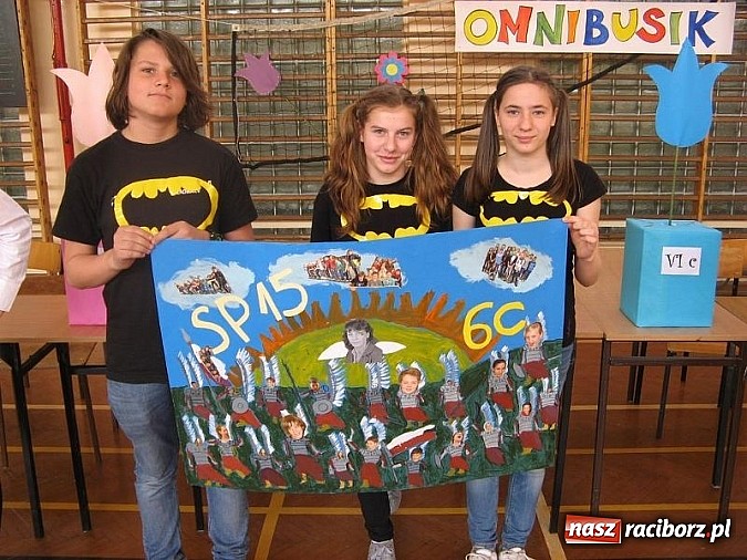 Zdjęcie w galerii na portalu naszraciborz.pl: Omnibusik w SP 15, czyli sprawdzamy naszą wiedzę wiadomości z regionu