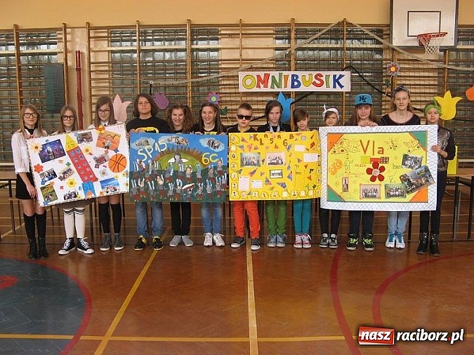 Zdjęcie w galerii na portalu naszraciborz.pl: Omnibusik w SP 15, czyli sprawdzamy naszą wiedzę wiadomości z regionu