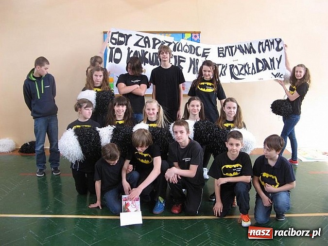 Zdjęcie w galerii na portalu naszraciborz.pl: Omnibusik w SP 15, czyli sprawdzamy naszą wiedzę wiadomości z regionu