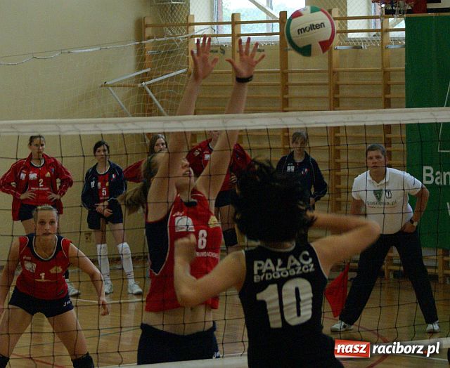 Zdjęcie w galerii na portalu naszraciborz.pl: Trenerzy UKS Krzanowice podsumowali sezon 2008/2009 wiadomości z regionu