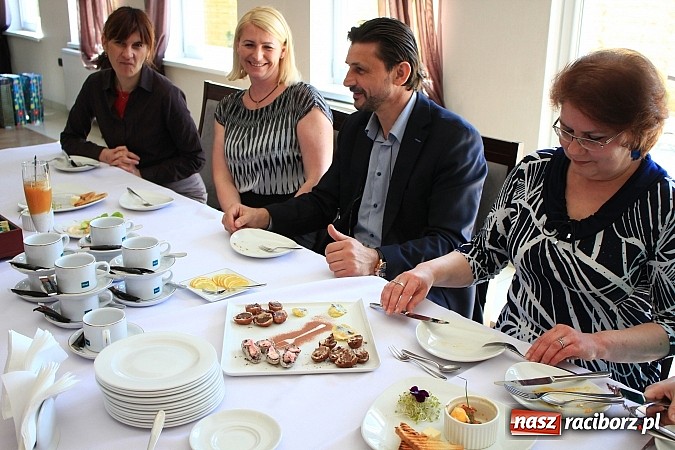 Zdjęcie w galerii na portalu naszraciborz.pl: Wyjątkowa uczta smaków w Hotelu Racibor wiadomości z regionu