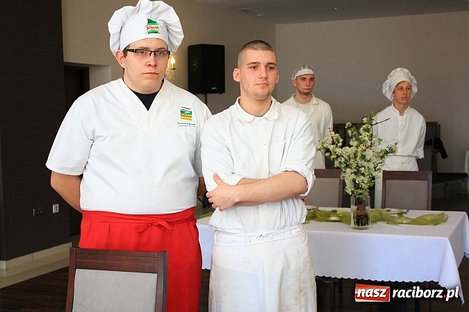 Zdjęcie w galerii na portalu naszraciborz.pl: Wyjątkowa uczta smaków w Hotelu Racibor wiadomości z regionu