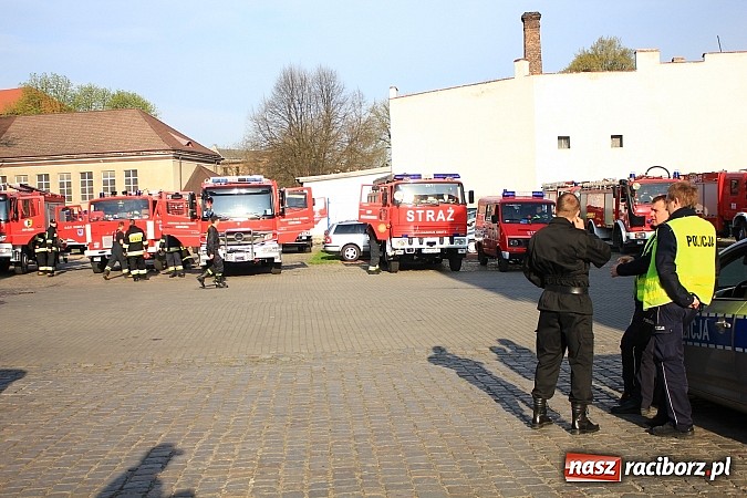Zdjęcie w galerii na portalu naszraciborz.pl: Alarm w Rafako! Doroczne wielkie ćwiczenia strażaków, tym razem na wydziale W4 wiadomości z regionu