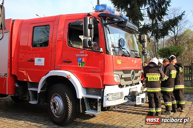 Zdjęcie w galerii na portalu naszraciborz.pl: Alarm w Rafako! Doroczne wielkie ćwiczenia strażaków, tym razem na wydziale W4 wiadomości z regionu