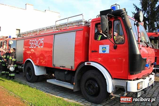 Zdjęcie w galerii na portalu naszraciborz.pl: Alarm w Rafako! Doroczne wielkie ćwiczenia strażaków, tym razem na wydziale W4 wiadomości z regionu
