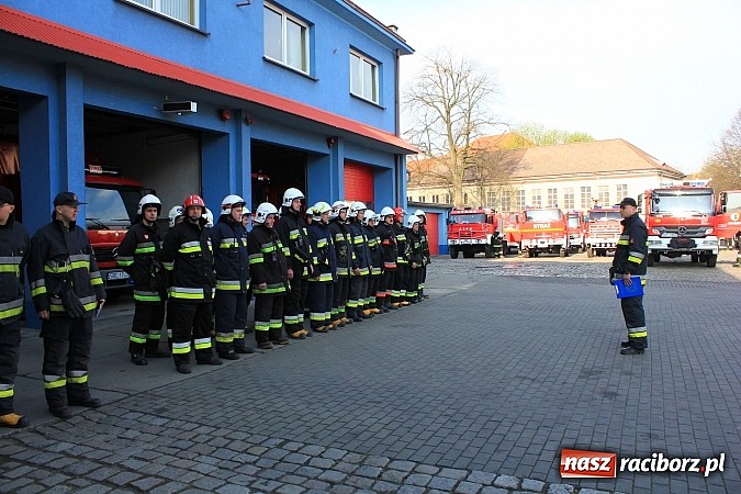 Zdjęcie w galerii na portalu naszraciborz.pl: Alarm w Rafako! Doroczne wielkie ćwiczenia strażaków, tym razem na wydziale W4 wiadomości z regionu
