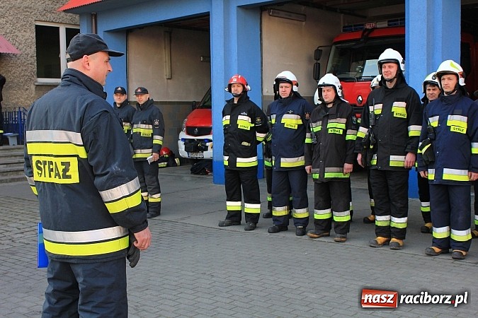 Zdjęcie w galerii na portalu naszraciborz.pl: Alarm w Rafako! Doroczne wielkie ćwiczenia strażaków, tym razem na wydziale W4 wiadomości z regionu