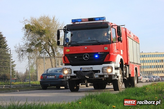 Zdjęcie w galerii na portalu naszraciborz.pl: Alarm w Rafako! Doroczne wielkie ćwiczenia strażaków, tym razem na wydziale W4 wiadomości z regionu