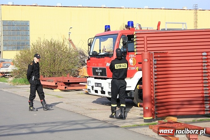 Zdjęcie w galerii na portalu naszraciborz.pl: Alarm w Rafako! Doroczne wielkie ćwiczenia strażaków, tym razem na wydziale W4 wiadomości z regionu