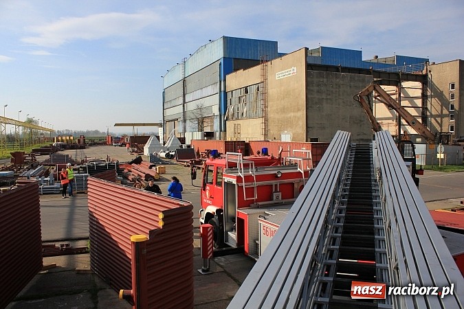 Zdjęcie w galerii na portalu naszraciborz.pl: Alarm w Rafako! Doroczne wielkie ćwiczenia strażaków, tym razem na wydziale W4 wiadomości z regionu