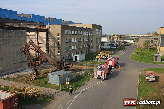 Zdjęcie w galerii na portalu naszraciborz.pl: Alarm w Rafako! Doroczne wielkie ćwiczenia strażaków, tym razem na wydziale W4 wiadomości z regionu
