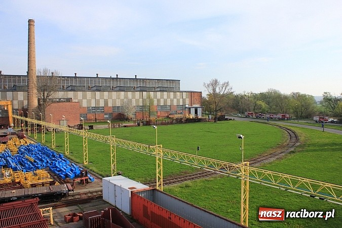 Zdjęcie w galerii na portalu naszraciborz.pl: Alarm w Rafako! Doroczne wielkie ćwiczenia strażaków, tym razem na wydziale W4 wiadomości z regionu