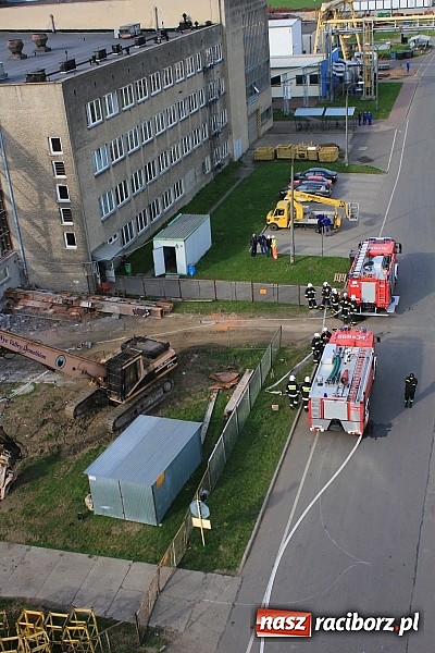 Zdjęcie w galerii na portalu naszraciborz.pl: Alarm w Rafako! Doroczne wielkie ćwiczenia strażaków, tym razem na wydziale W4 wiadomości z regionu
